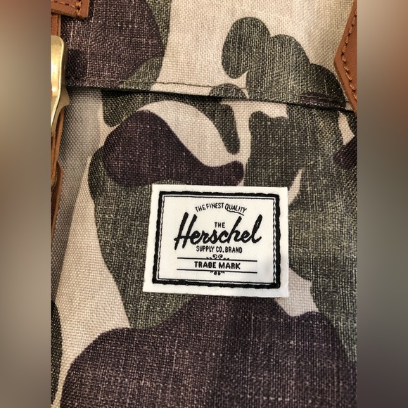 Herschel Supply Company Backpack - Picture 2 of 5